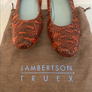 LamBertson Truex Flats..